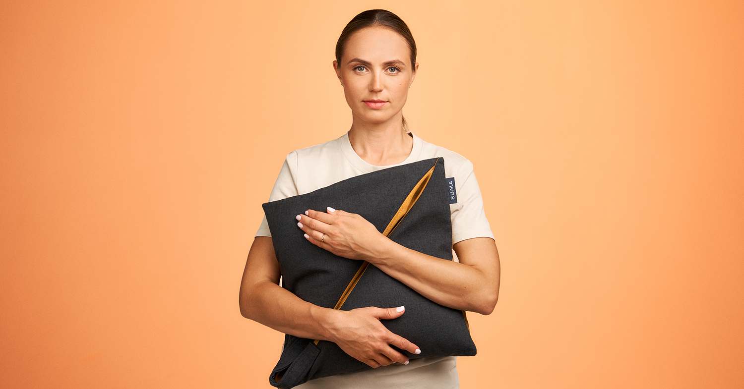 How to choose a meditation cushion - a complete guide